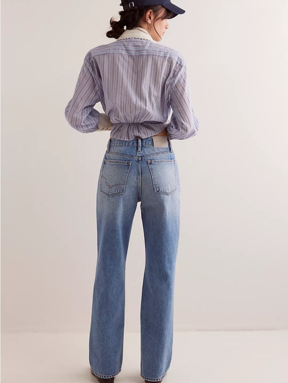 MAKE AN OFFER - FREE PEOPLE We The Free Holly Distressed Vintage 90s Style Jeans